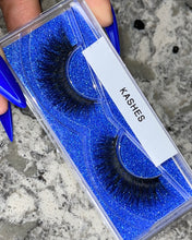 Load image into Gallery viewer, Kashes 3D Mink Lashes
