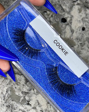 Load image into Gallery viewer, Cookie 3D Mink Lashes
