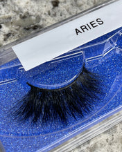 Load image into Gallery viewer, Aries 5D Mink Lashes
