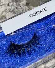 Load image into Gallery viewer, Cookie 3D Mink Lashes
